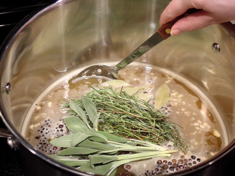 White Wine Turkey Brine